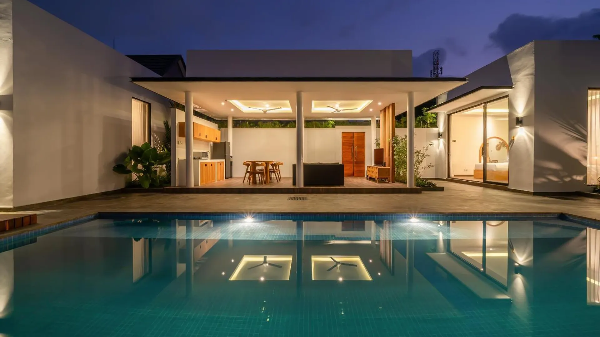 Villa Selikur 1 - Spacious 3Br Villa In Seminyak! Perfect Location!